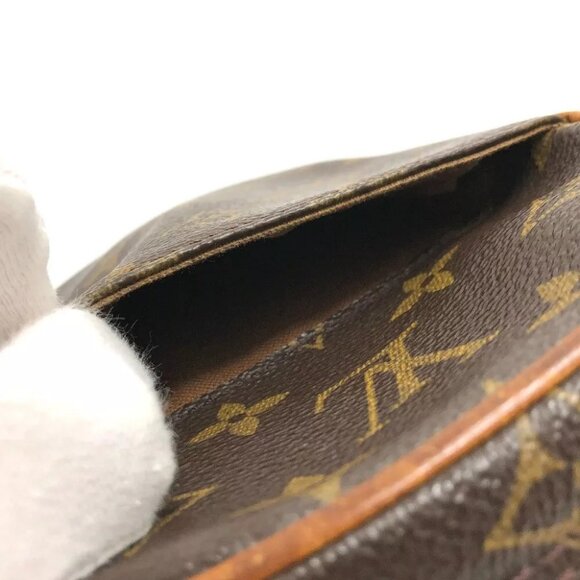 LOUIS VUITTON Monogram Pochette Gange Shoulder Bag MonogramCanvas Brown - Picture 9 of 16